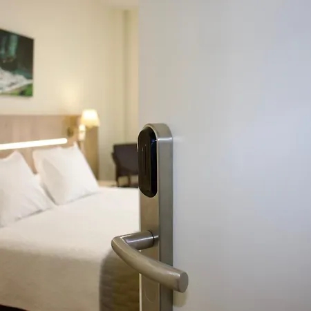 Hotel Playa De *