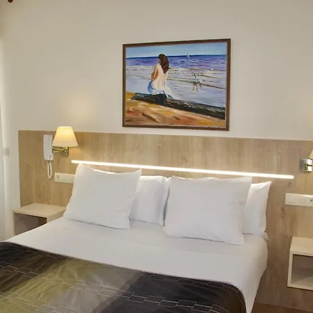 Отель Playa De Мерехо